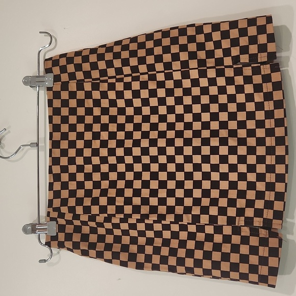 love the hanger Dresses & Skirts - Love‎ the hanger checkers skirt women's